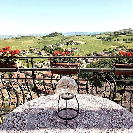 Teresa Al Belvedere Rooms&Holidayapartments Camere&Appartamenti Castellinaldo Kültér fotó