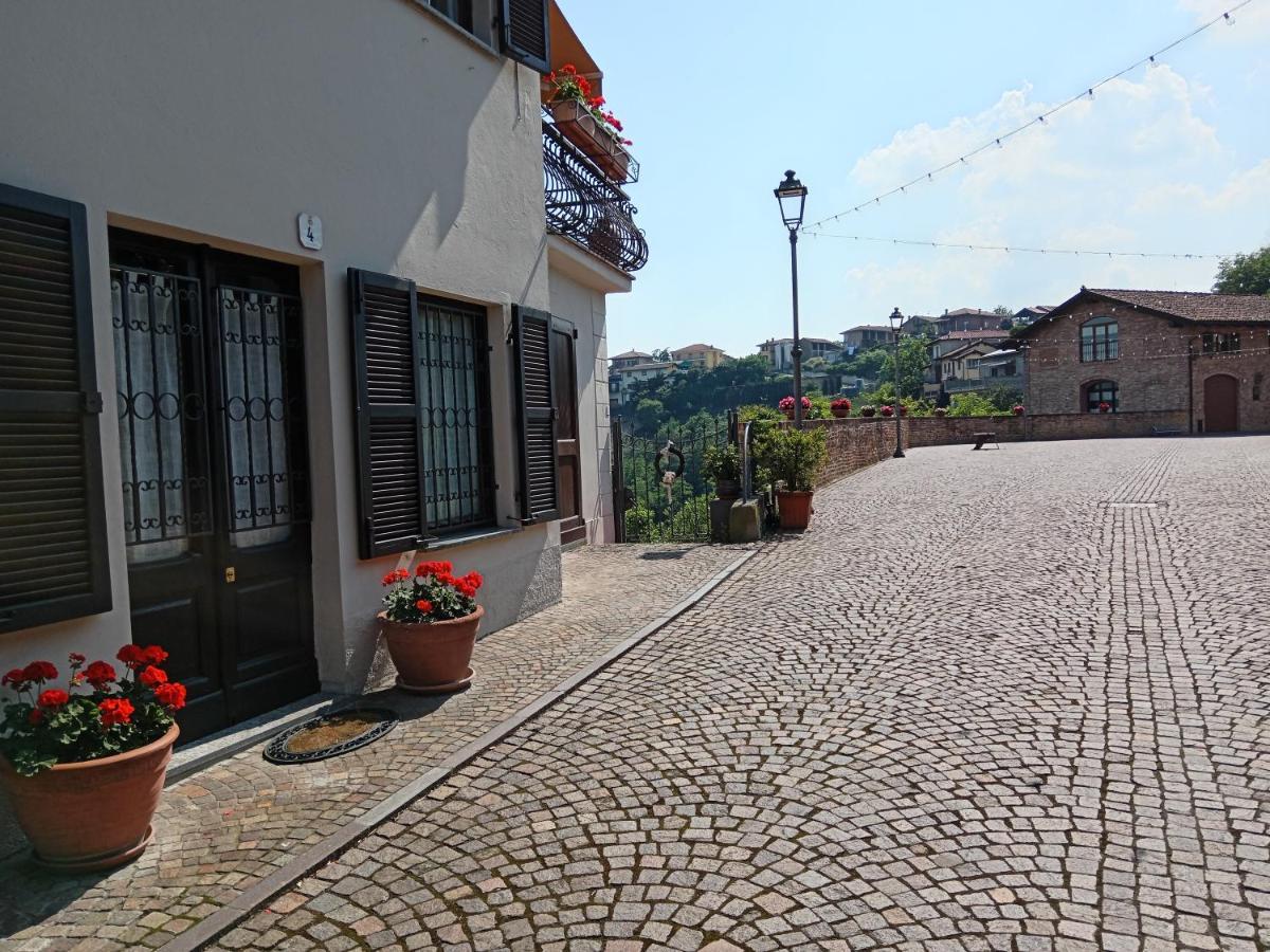 Teresa Al Belvedere Rooms&Holidayapartments Camere&Appartamenti Castellinaldo Kültér fotó