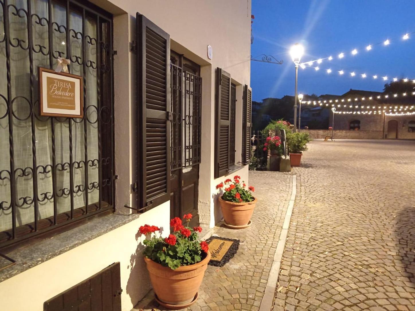 Teresa Al Belvedere Rooms&Holidayapartments Camere&Appartamenti Castellinaldo Kültér fotó